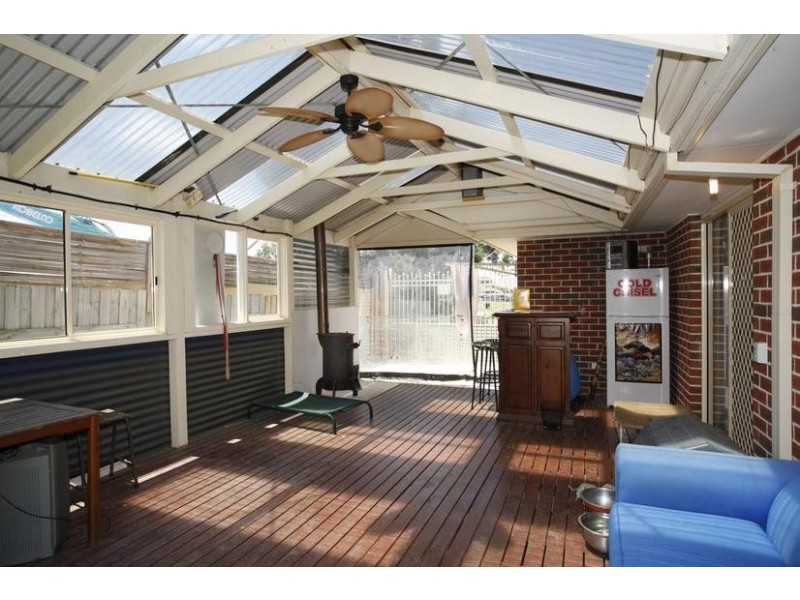 154 Manna Gum Drive, Pakenham VIC 3810
