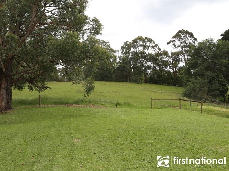 210 Gordon Road, Pakenham Upper VIC 3810