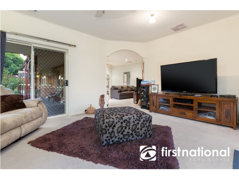 18 Malouf Court, Pakenham VIC 3810