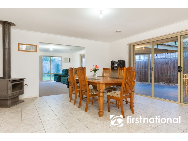 4 Drysdale Street, Pakenham VIC 3810