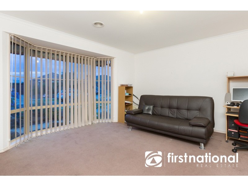 4 Drysdale Street, Pakenham VIC 3810