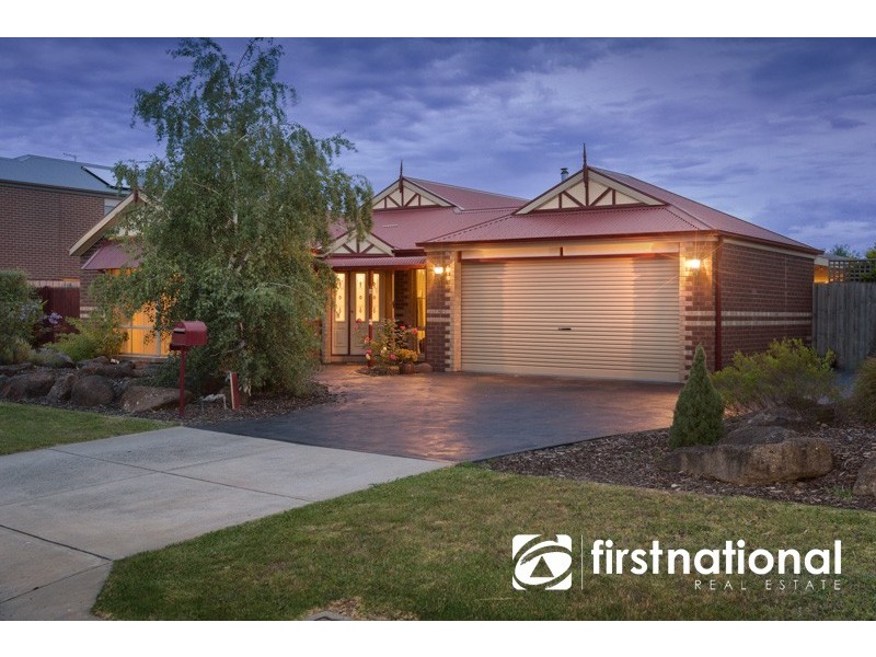 4 Drysdale Street, Pakenham VIC 3810