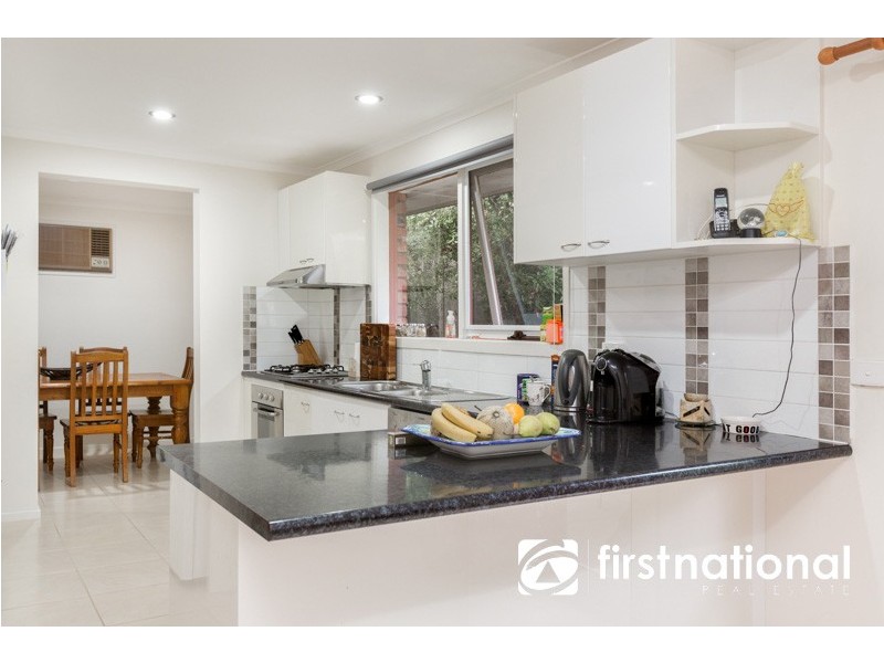5 Kinsella Court, Pakenham VIC 3810