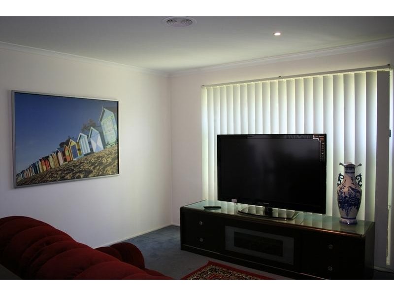 12 Benor Court, Pakenham VIC 3810