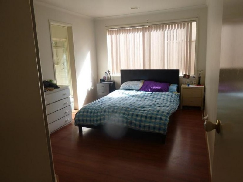 9 Spring Circuit, Pakenham VIC 3810