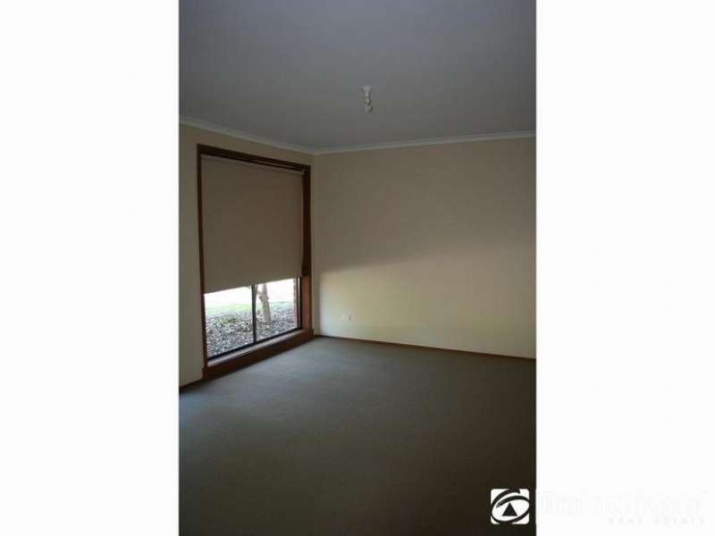 2/55 Main Street, Pakenham VIC 3810