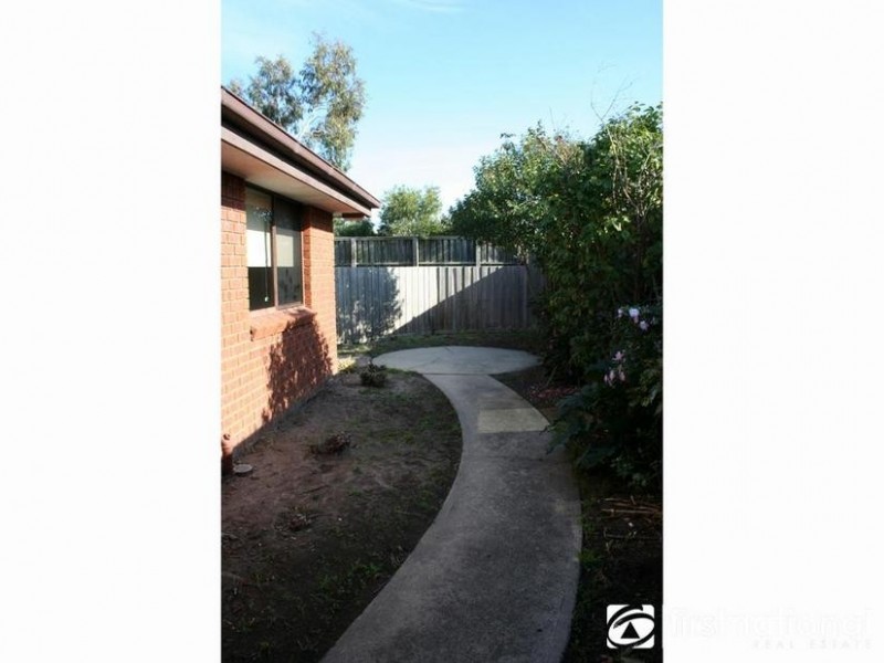 2/55 Main Street, Pakenham VIC 3810