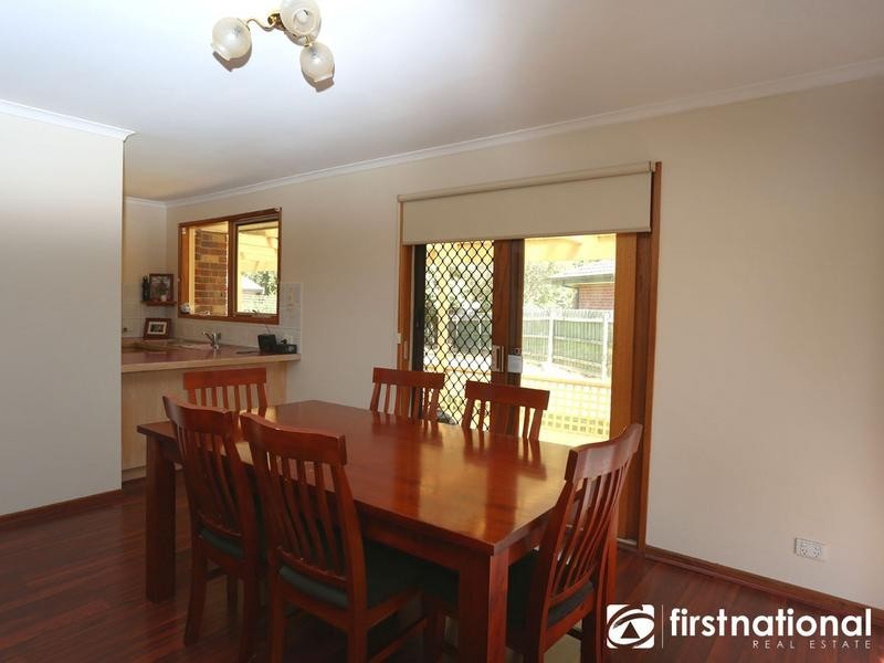 16 Broadbent Way, Pakenham VIC 3810