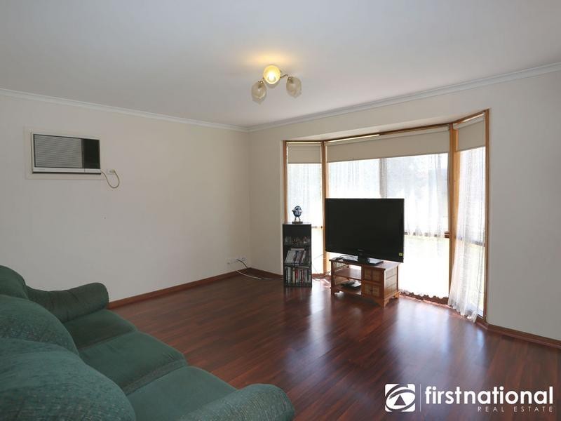 16 Broadbent Way, Pakenham VIC 3810