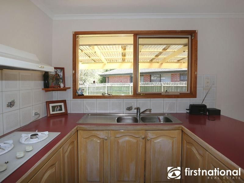 16 Broadbent Way, Pakenham VIC 3810