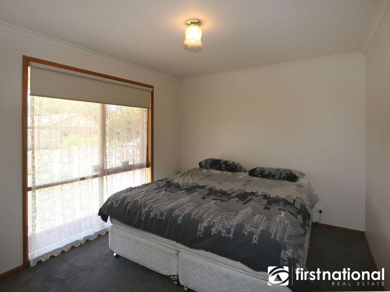 16 Broadbent Way, Pakenham VIC 3810