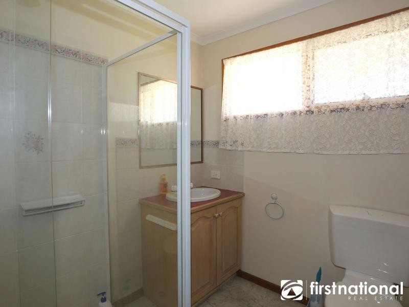 16 Broadbent Way, Pakenham VIC 3810