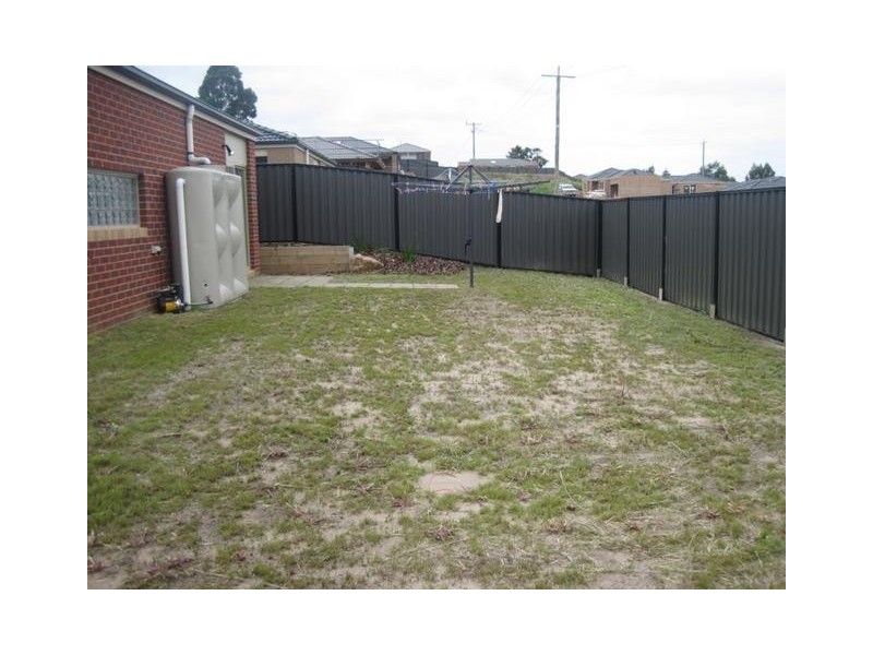 34 Windermere Boulevard, Pakenham VIC 3810