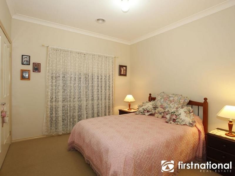 6 Clearwater Drive, Pakenham VIC 3810