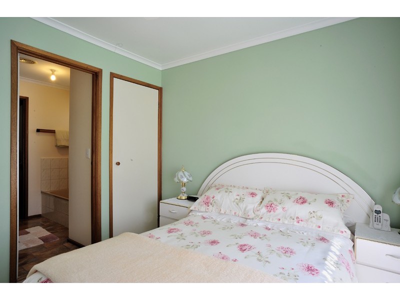 3 Ashton Place, Pakenham VIC 3810