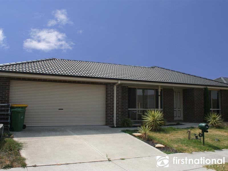 6 Barnes Way, Koo Wee Rup VIC 3981