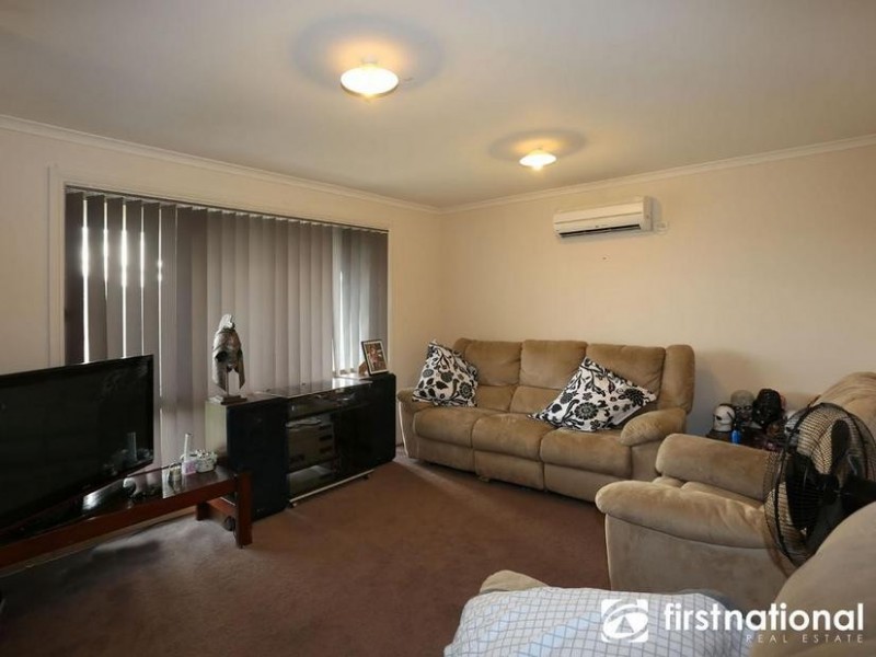 6 Barnes Way, Koo Wee Rup VIC 3981