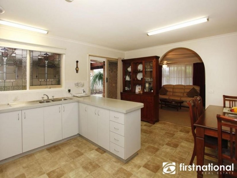 29 Barrington Drive, Pakenham VIC 3810