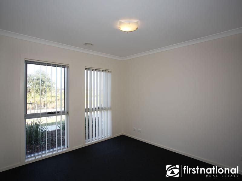 21 Celebration Circuit, Pakenham VIC 3810