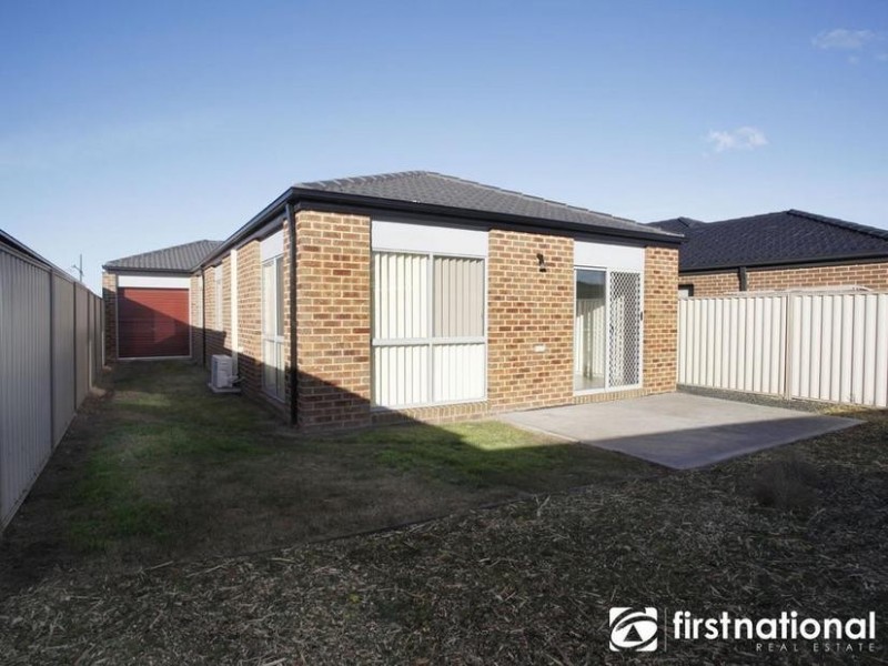 21 Celebration Circuit, Pakenham VIC 3810