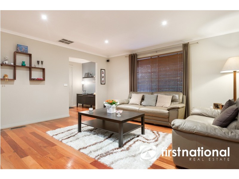 14 Wallangara Drive, Pakenham VIC 3810