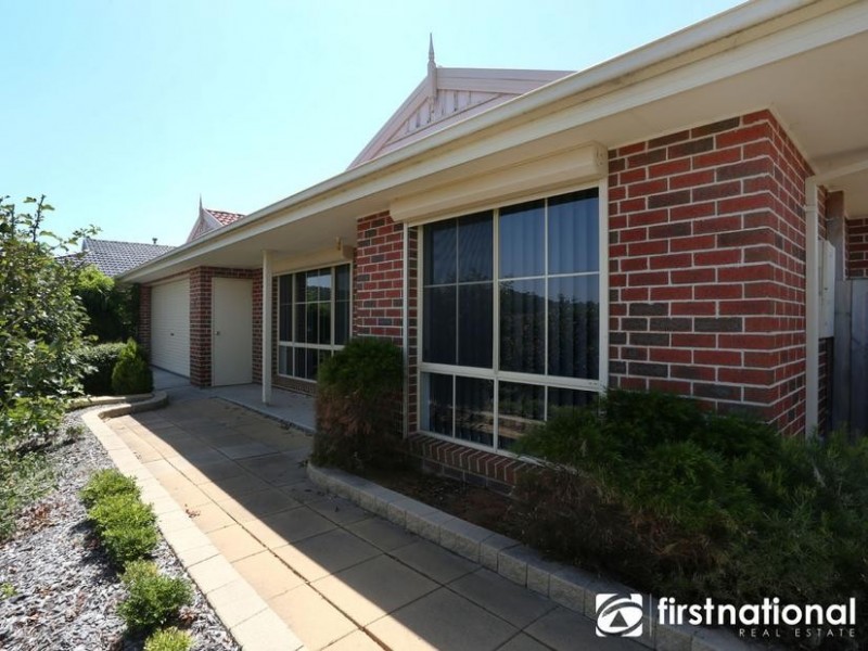 2 Snow Gum Court, Pakenham VIC 3810
