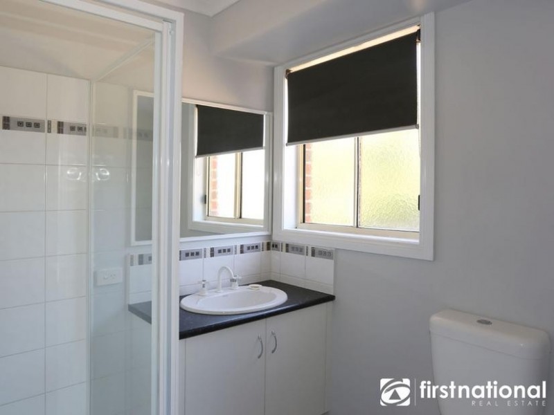 2 Snow Gum Court, Pakenham VIC 3810