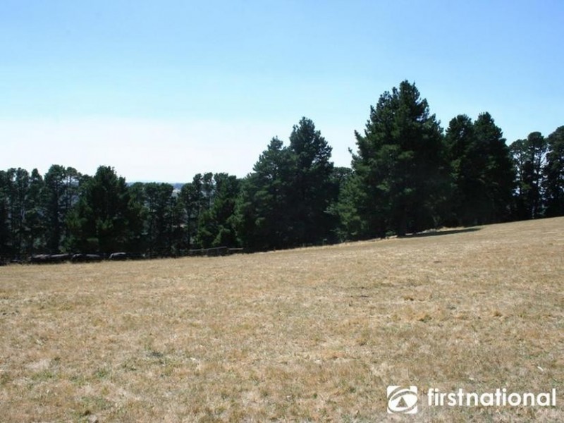 137 Bourkes Creek Road, Pakenham Upper VIC 3810