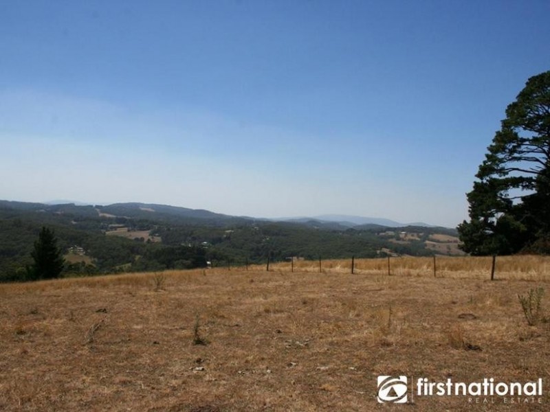 137 Bourkes Creek Road, Pakenham Upper VIC 3810