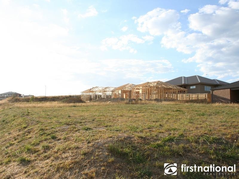 1 Montalto Drive, Pakenham VIC 3810