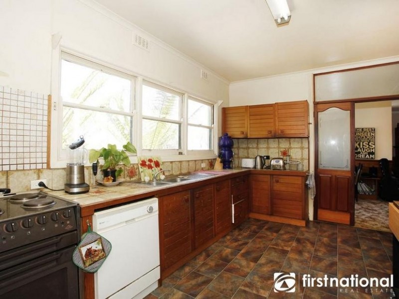 42 Girrahween Rd, Maryknoll VIC 3812
