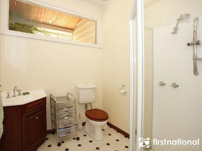 42 Girrahween Rd, Maryknoll VIC 3812