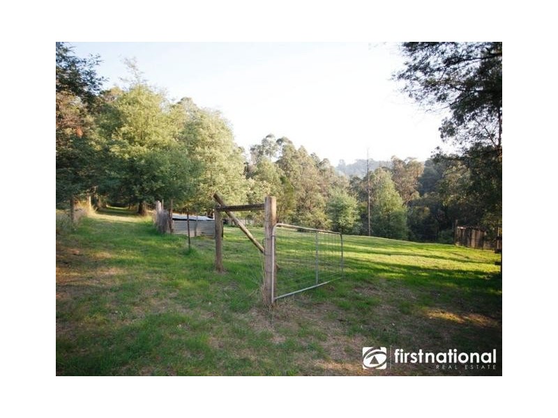 990 Pakenham Rd, Pakenham Upper VIC 3810