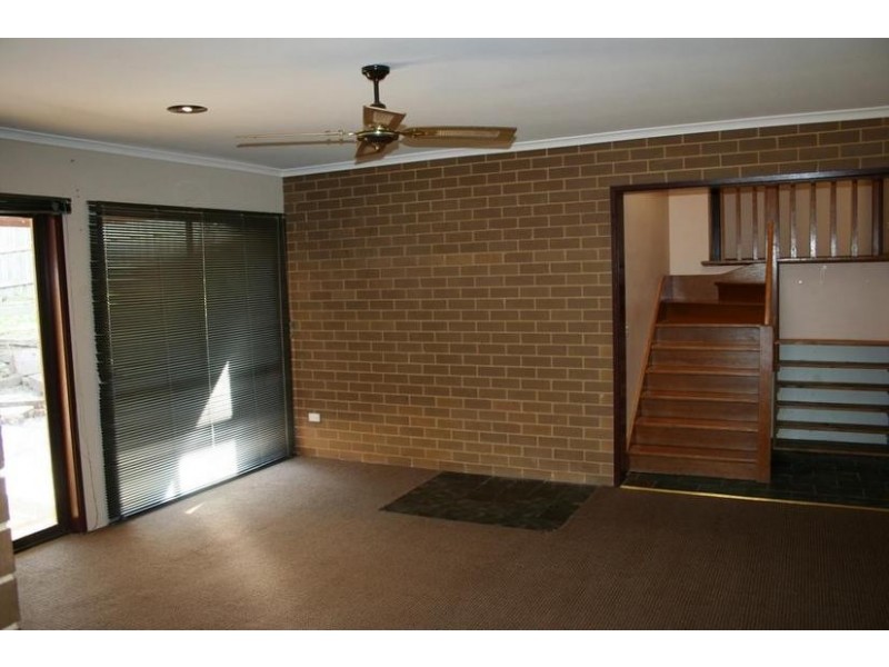 4 Dove Court, Pakenham VIC 3810