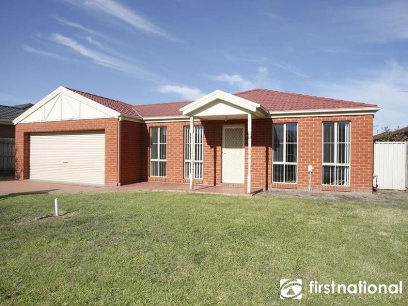 9 Wisteria Court, Pakenham VIC 3810