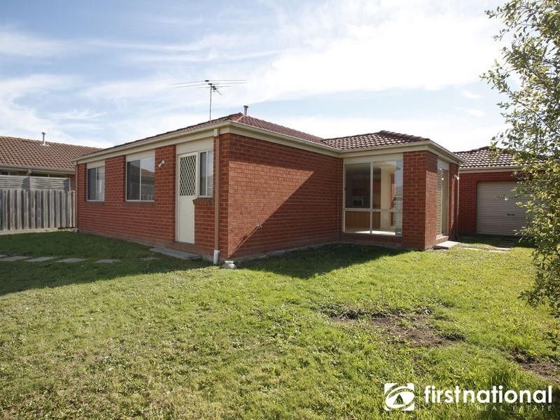 9 Wisteria Court, Pakenham VIC 3810