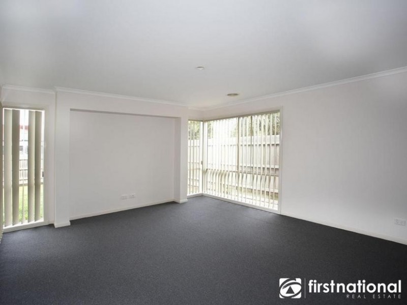 12 Park Boulevard, Pakenham VIC 3810