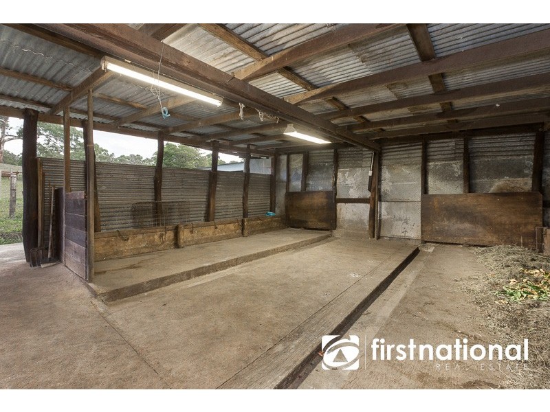 340 Huxtable Road, Pakenham Upper VIC 3810