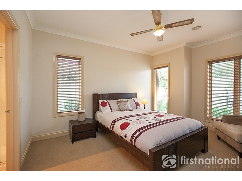 4 Spring Circuit, Pakenham VIC 3810