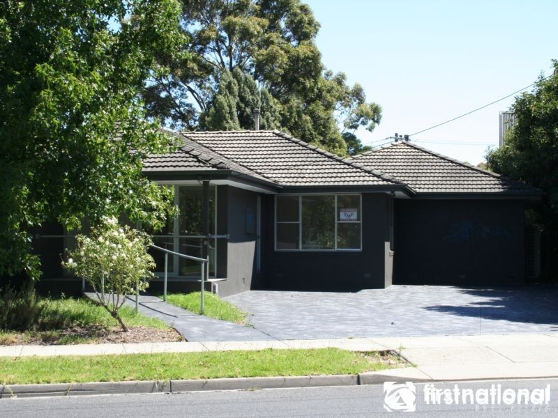 1 Main Street, Pakenham VIC 3810