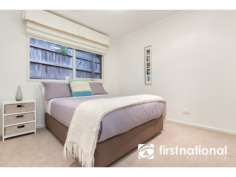 18 Osborn Grove, Pakenham VIC 3810