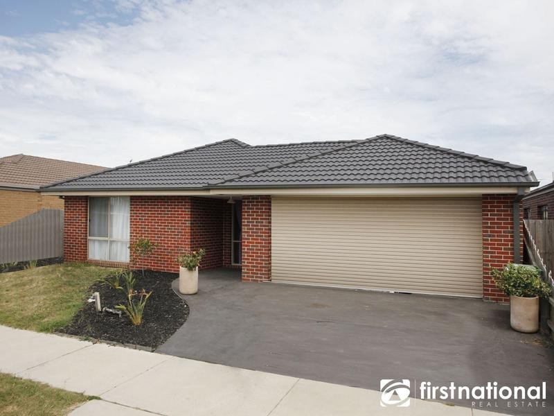 45 Belvedere Drive, Pakenham VIC 3810