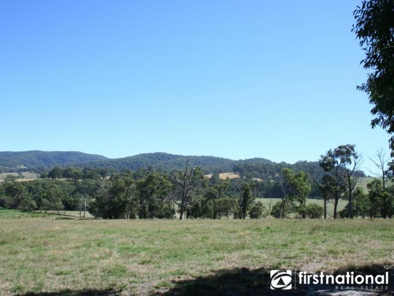 265 Sanders Road, Garfield North VIC 3814