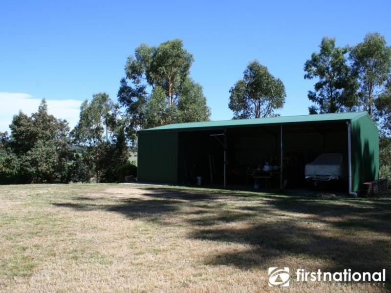 265 Sanders Road, Garfield North VIC 3814