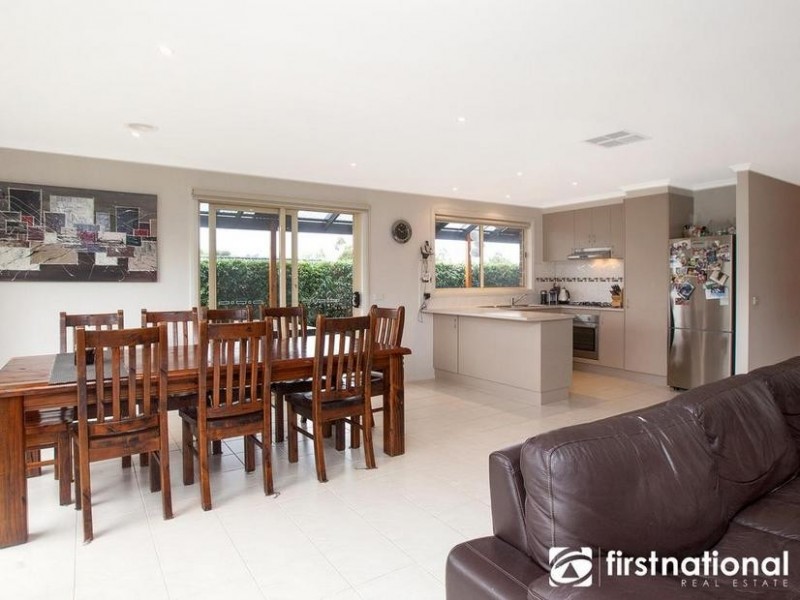 53 Tuscany Rise, Pakenham VIC 3810