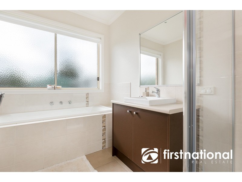 146 Webster Way, Pakenham VIC 3810