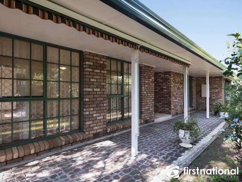 4 Atkins Road, Pakenham VIC 3810