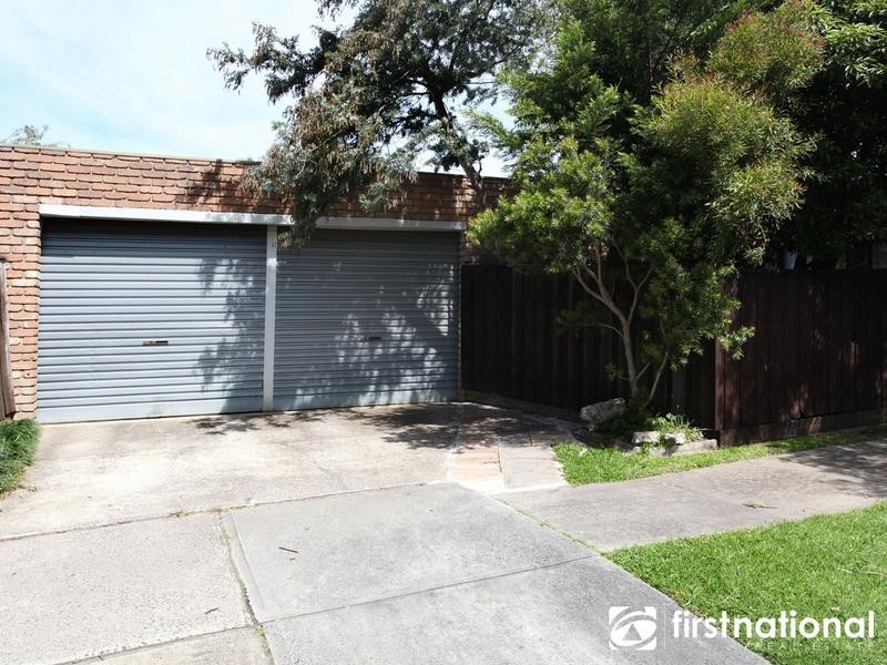 4 Atkins Road, Pakenham VIC 3810