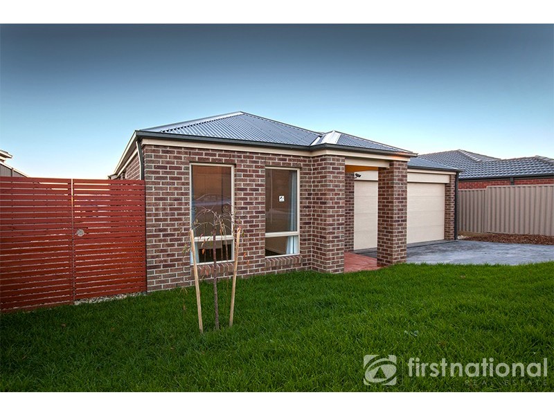 10 Quirk Road, Pakenham VIC 3810