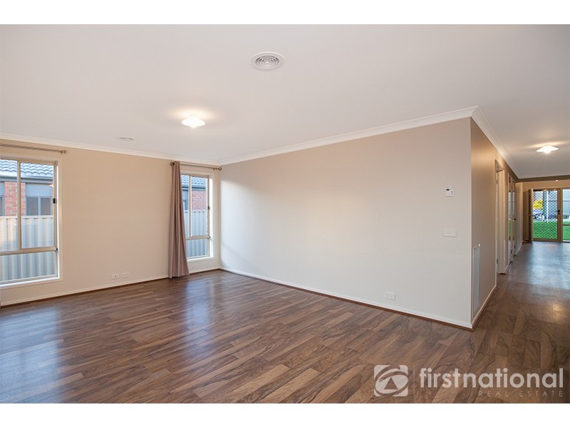 10 Quirk Road, Pakenham VIC 3810